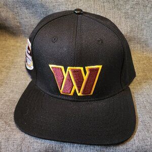 Pro Standard NFL Washington Commanders Black Embroidered Logo Snapback Hat